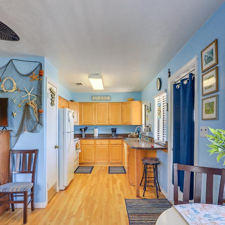 Waterfront Cedar Key Duplex Home Grill And Dock! 外观 照片