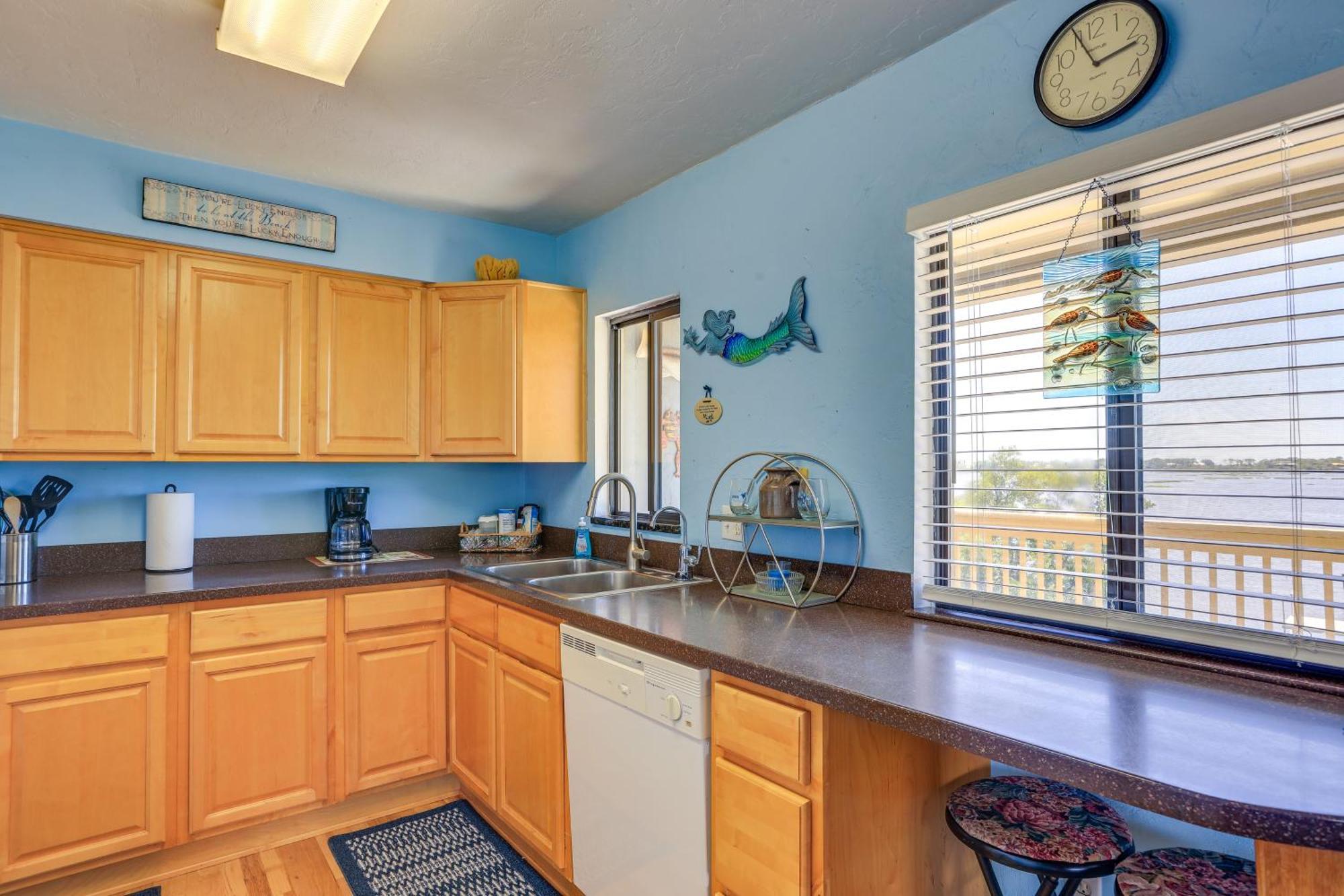 Waterfront Cedar Key Duplex Home Grill And Dock! 外观 照片