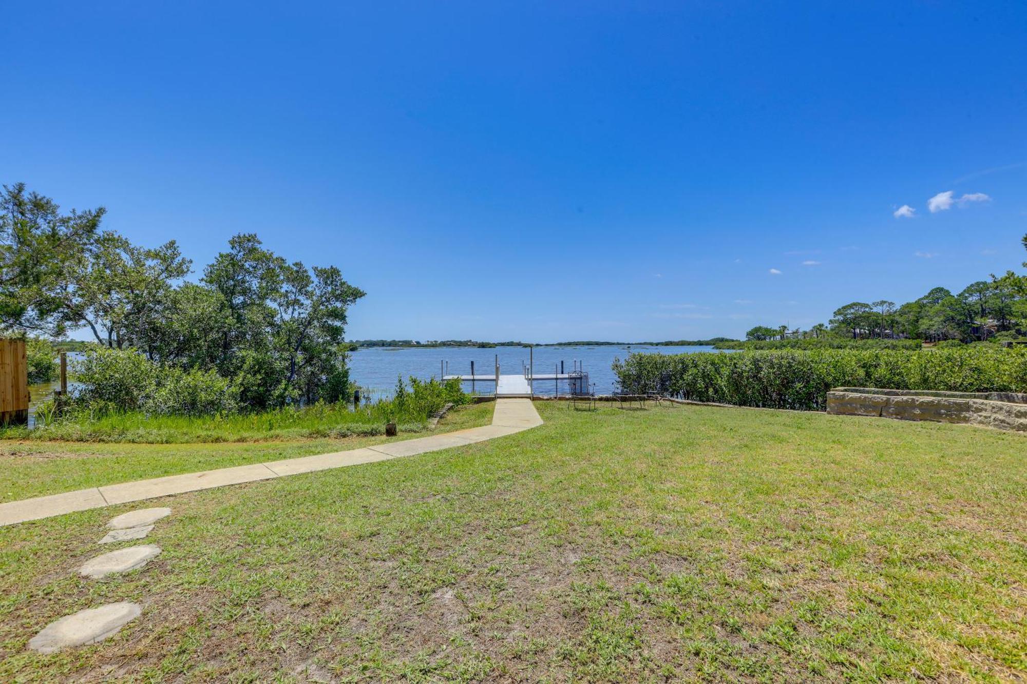 Waterfront Cedar Key Duplex Home Grill And Dock! 外观 照片