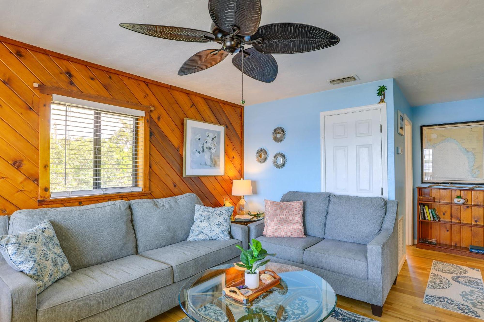 Waterfront Cedar Key Duplex Home Grill And Dock! 外观 照片