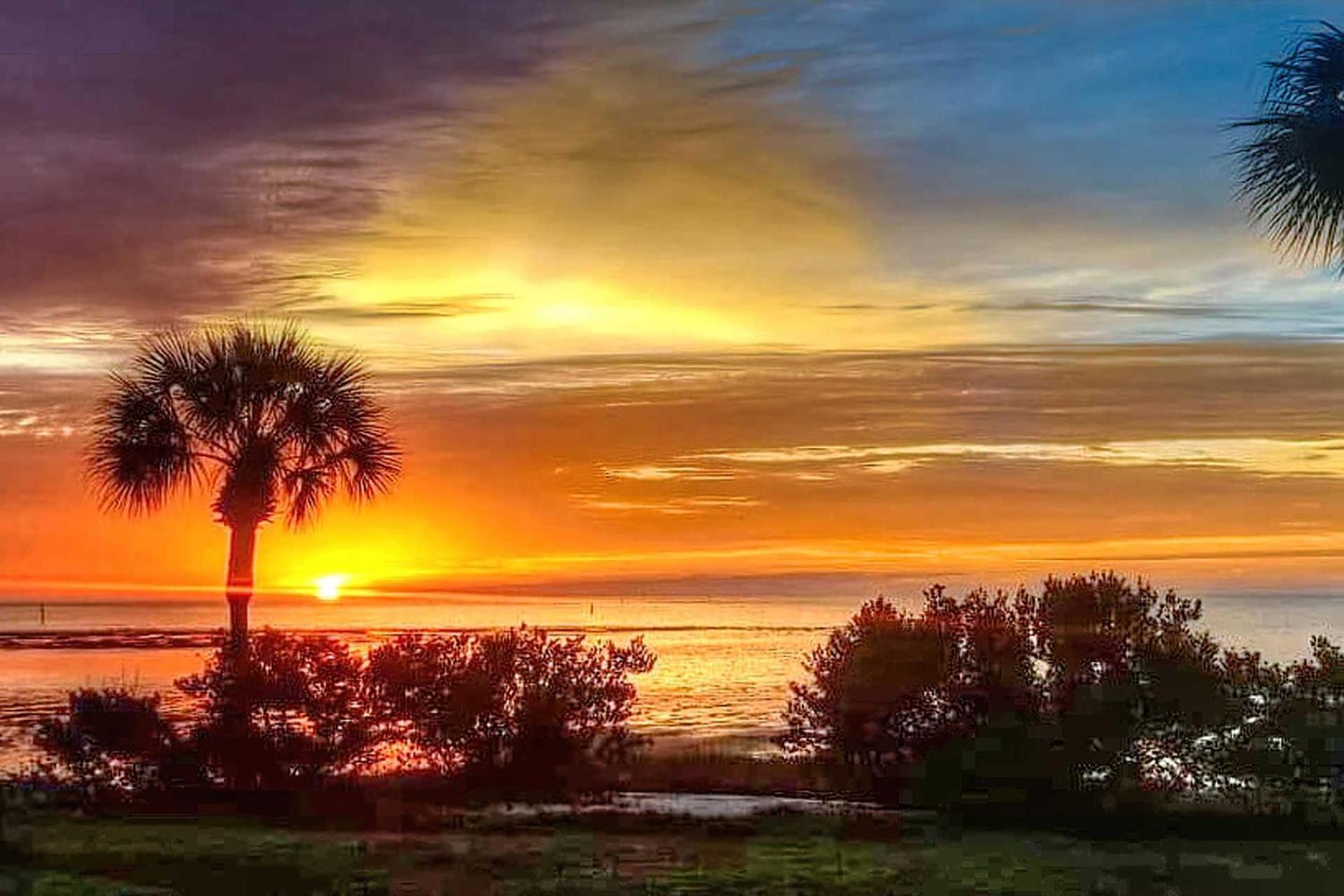 Waterfront Cedar Key Duplex Home Grill And Dock! 外观 照片